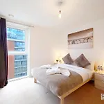 London Excel Stays - One Bed Apartment